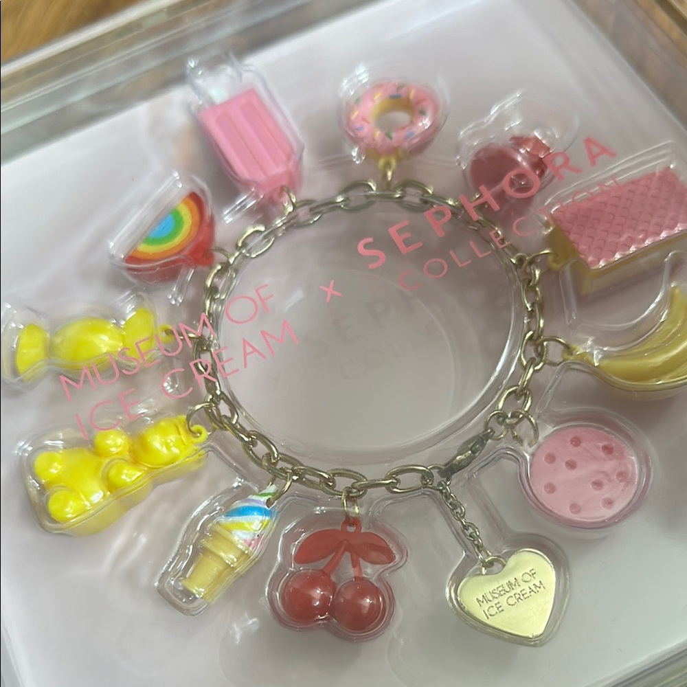 NEW Museum of Ice Cream x Sephora Collection Charm Bracelet - Picture 2 of 4